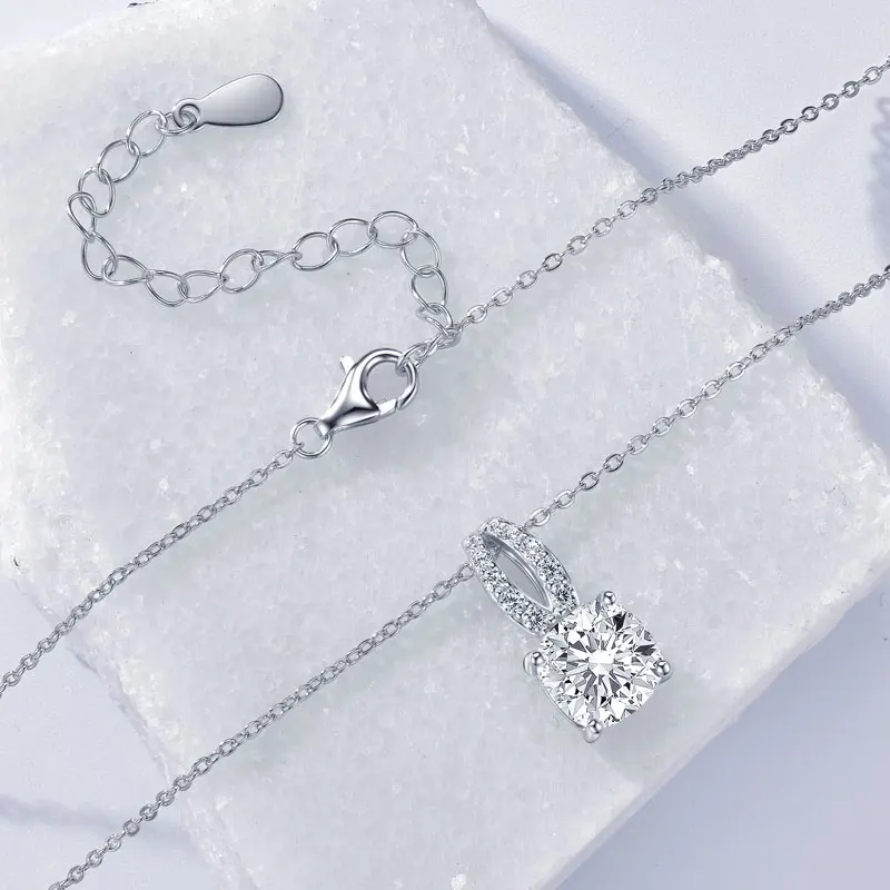 Lnkry Solitario 2.5CT Taglio Cuscino Moissanite Collana con pendente Collare Plata 925 Collane in argento sterling per le donne Gioielli regalo