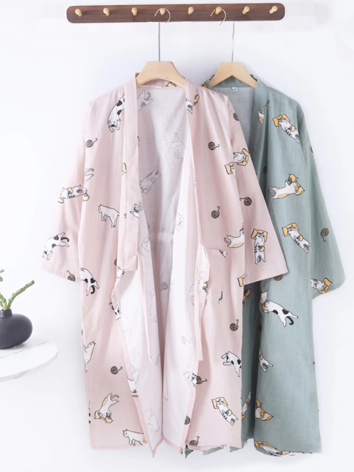 

Couples Cotton Summer Double Layer Muslin Robe Full Cotton Kimono Batobe Home Mid-Length Kimono Sweating St Suit