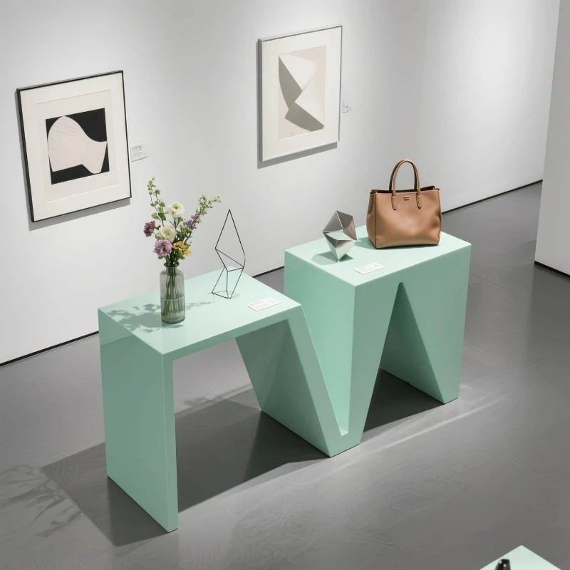 Creative Art Museum Nakajima Table Light Luxury Green Single-layer Display Table Storage Water Table Shoes And Bags Placed