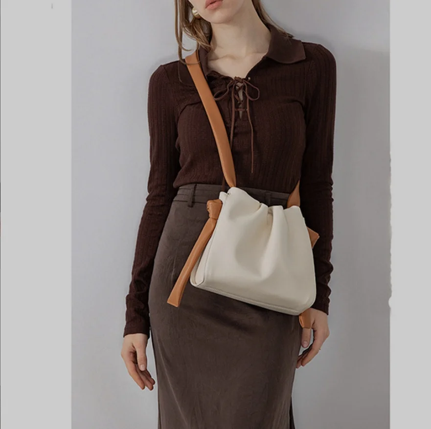 

Fashion Soft Contrast Colored PU Shoulder Strap Women's Shoulder Crossbody Bag Female Handbag Four Seasons Bucket Bag Wallet