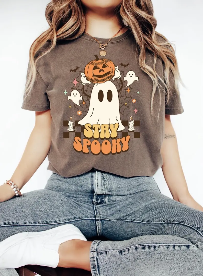 

Retro Comfort Colors Ghost Shirt, Cute Fall Halloween Tee, Spooky Season shirt, Women's Halloween T-Shirt, Oversized Pumpkin Top