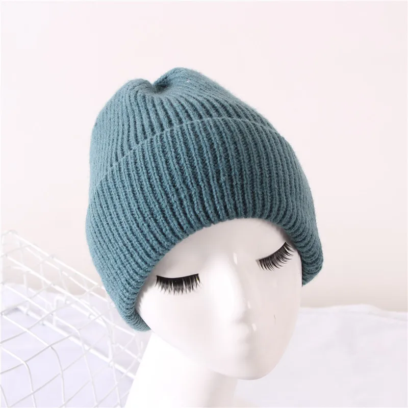 New winter adult casual beanie cap Outdoor lady knitted hat Thick warm comfortable