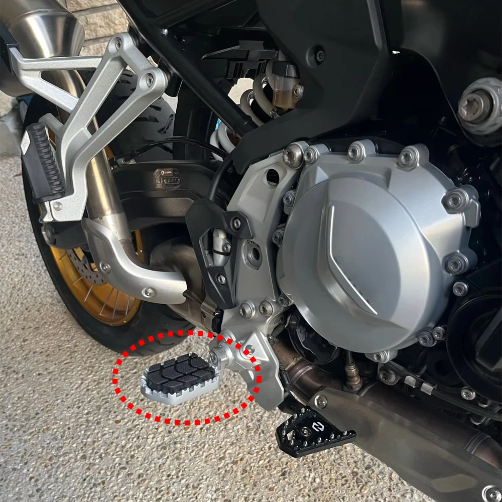 Подножки для мотоциклов BMW R NINET, R1200R, R1200RS, R9T Pure, R1250RS, R1250R, S1000XR, F900R, M1000XR, R12, R1300RS, R1300R