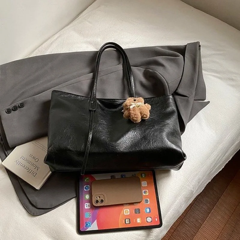 Classic Women Handbag in Real Leather, Shoulder Bag Design, Famous Brand Elegant Messenger Bag for Daily