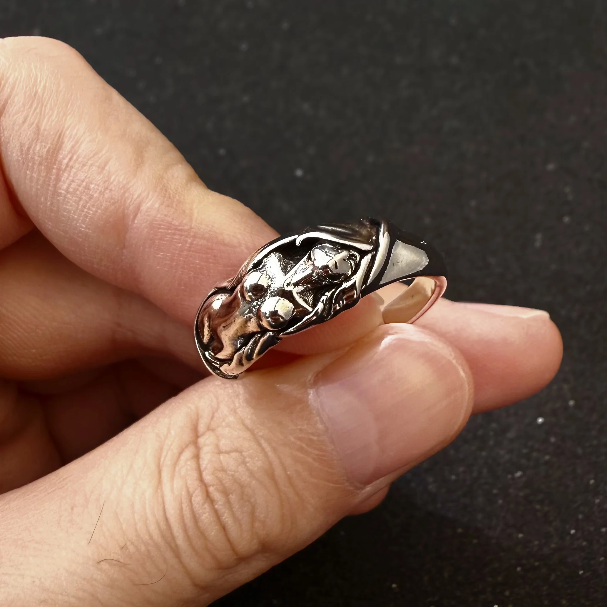Retro „The Nude Body“ Verstellbarer Offener Ring für Männer, Punk Gothic Edgy, Versilbertes Messing, Vintage-Schmuck, Kreatives Geschenk – Detail 4