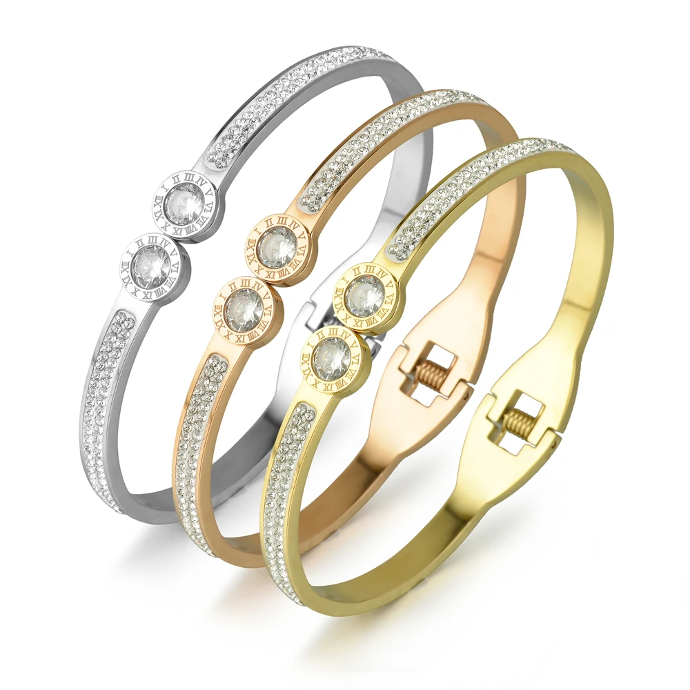 The new women's fashion best-selling Roman numeral bracelet with diamonds