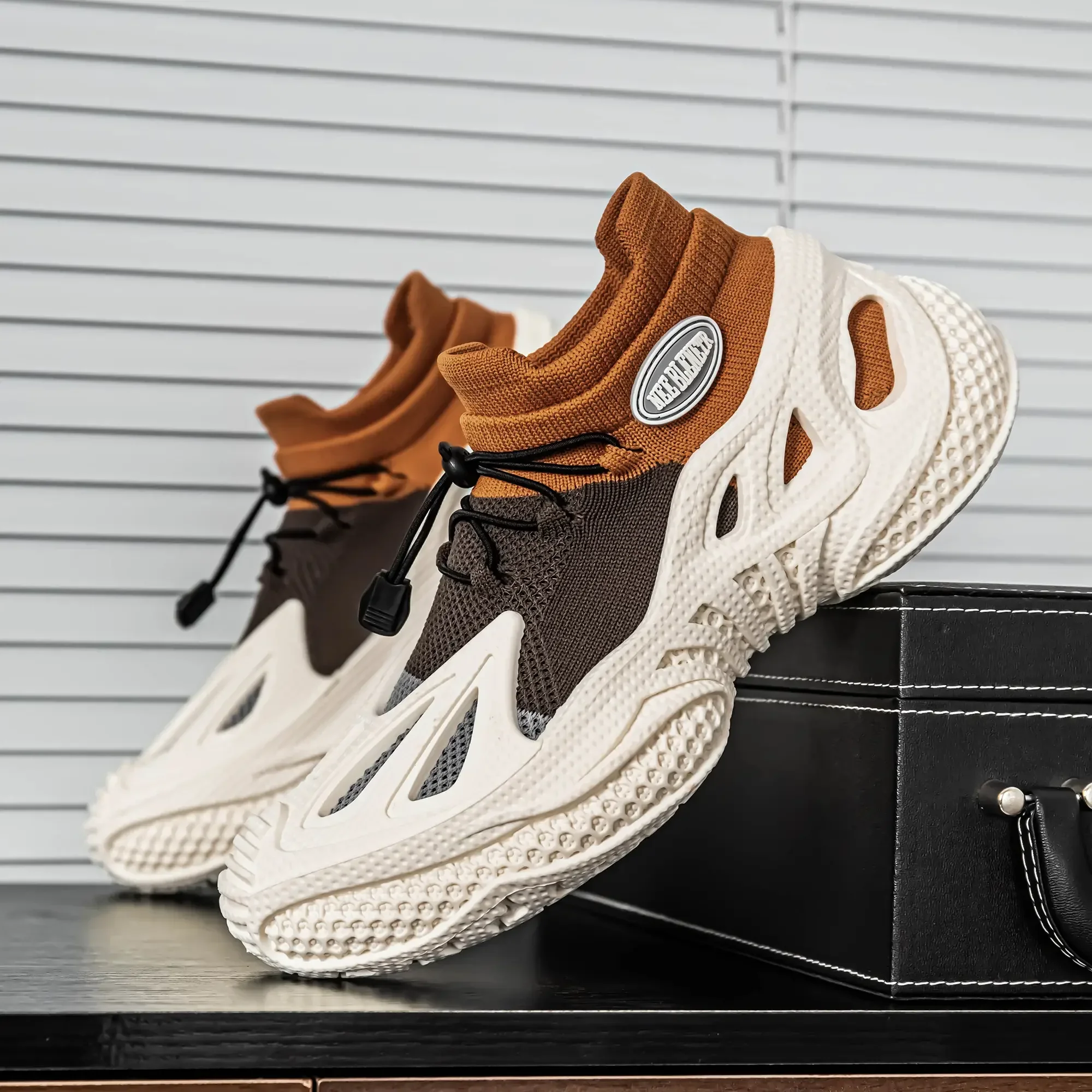 

New fashion daily versatile casual shoes sports shoes running shoes high quality men's lightweight outdoor men's shoes