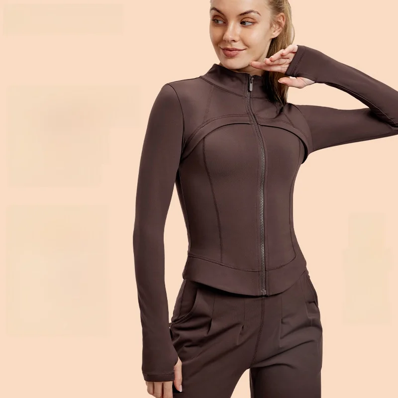 

Женская облегающая спортивная куртка, короткий кардиган на молнии, уличная одежда для бега и фитнеса с узкой талией, одежда для йоги на флисовой подкладке на осень