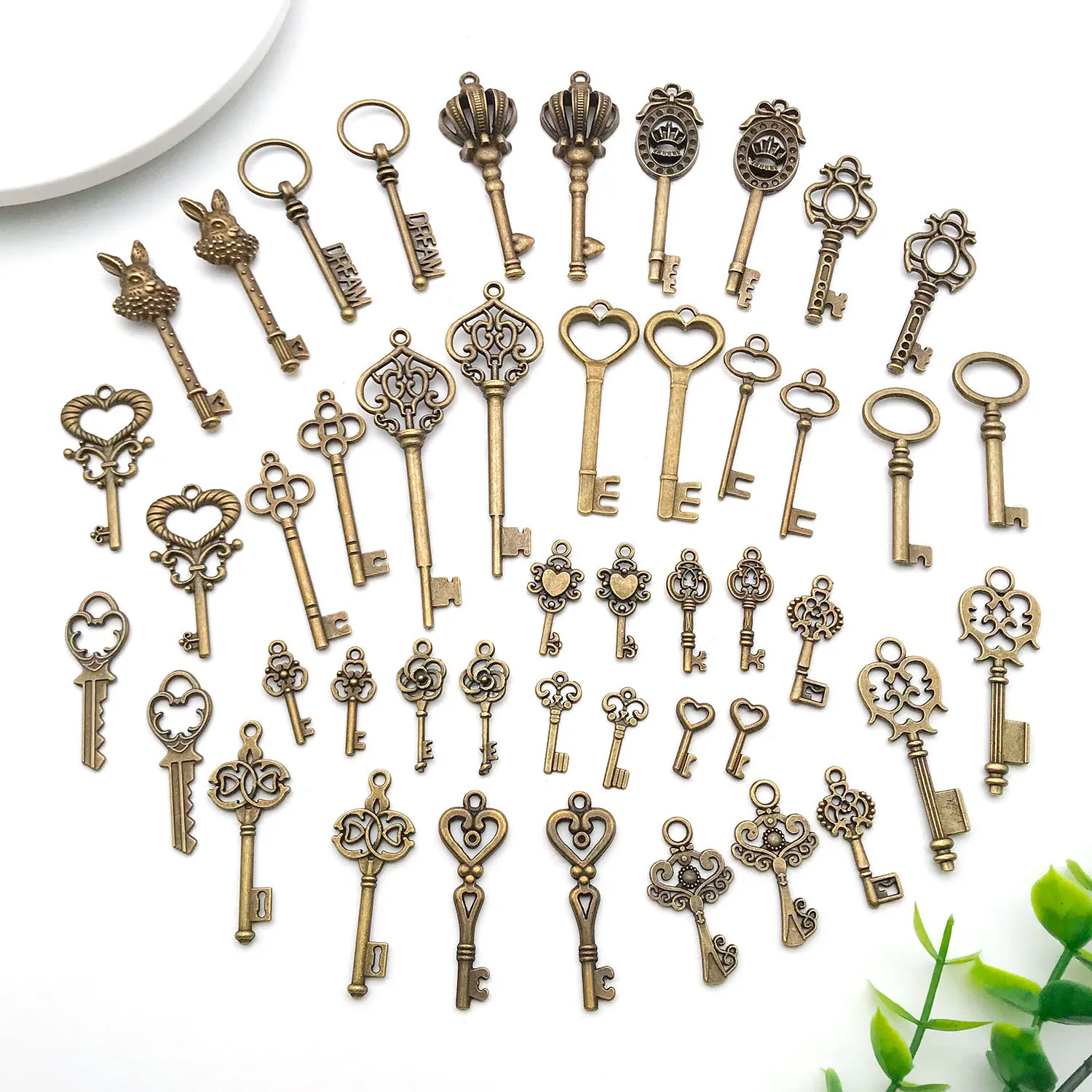 10 Stück/Lot Retro Antik Bronze Herz graviert Vintage Schlüsselanhänger-DIY Schmuck Charms für Halskette & Schlüsselanhänger Bastelzubehör – Detail 8