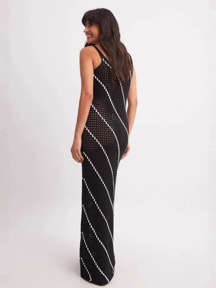 Robe de plage longue en tricot pour femmes, Sexy, ajourée, décolleté en v profond, sans manches, Cover-Up pour Bikini, dos nu, robe de vacances, automne, 2026