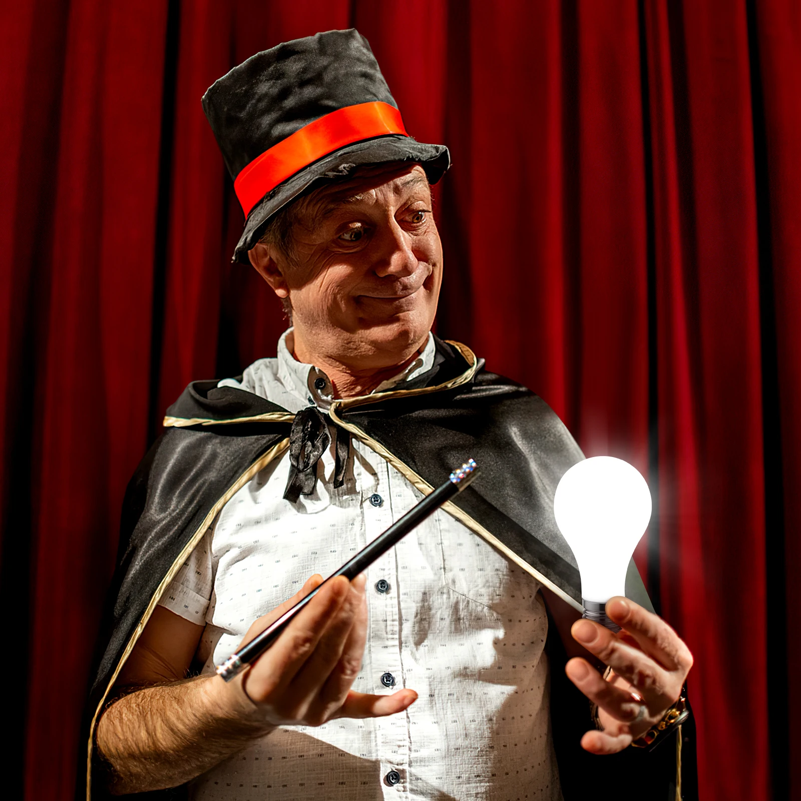 

Plastic Magical Tricks Lamp Convenient Operate Store Unexpected Surprises Close Range Shows Magical Bulb