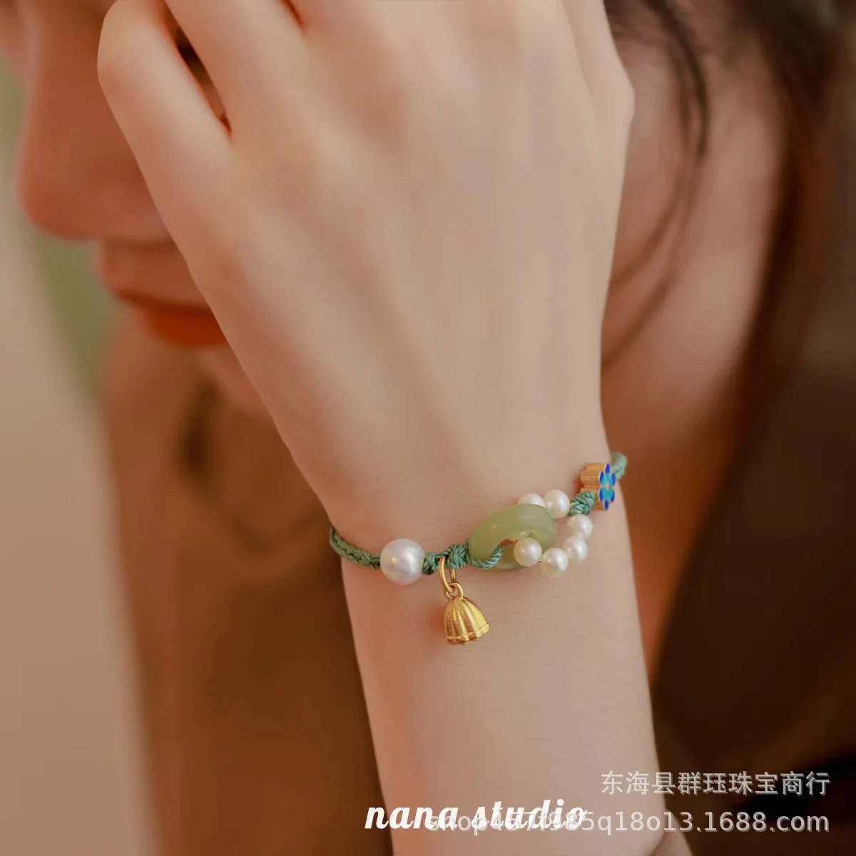 

Ring clasp hand rope female natural Hotan jade pearl bracelet woven girlfriends hand rope with the same Antique Style