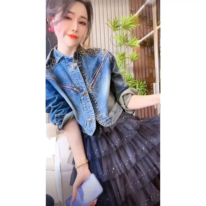 

Women's New Denim Jacket Spring Autumn Season Stand Collar Studded Short Ladies Single-Breasted Denim Casual Round Neck Jacket