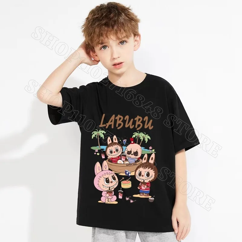 Labubu Cute Boys Girls Clothes Personaggio dei cartoni animati Stampa grafica T-shirt per bambini Fresco e confortevole Top alla moda Regali per feste di compleanno