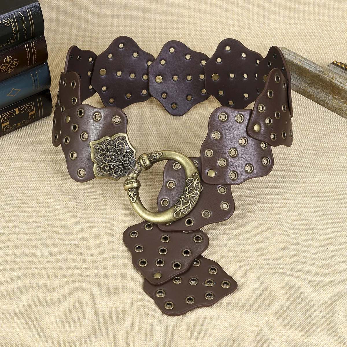 Damski pasek w stylu retro, wikingów, piratów, z nitami, do odgrywania ról, średniowieczny, barokowy, z elementami liściowymi, akcesoria odzieżowe.