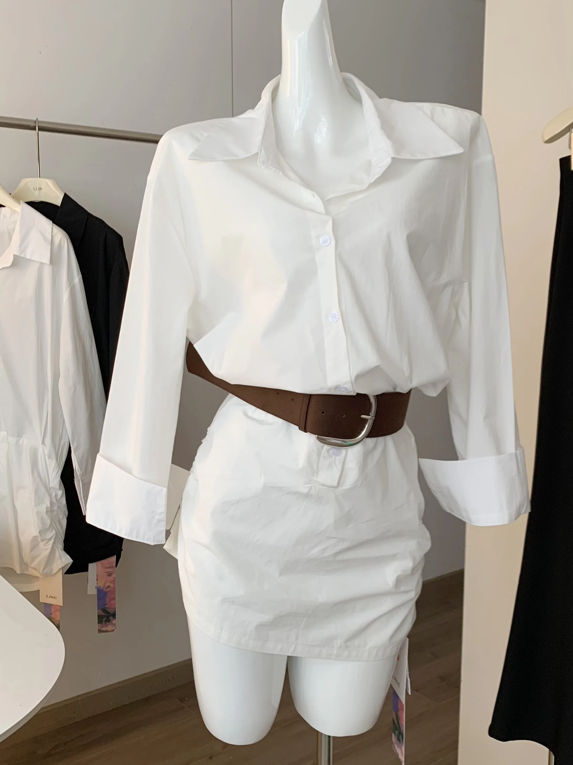

White Long Sve irt Dr Women's Autumn Faion Korean Sle Belted Waist Cinched High-End Feelings Faionable Casual