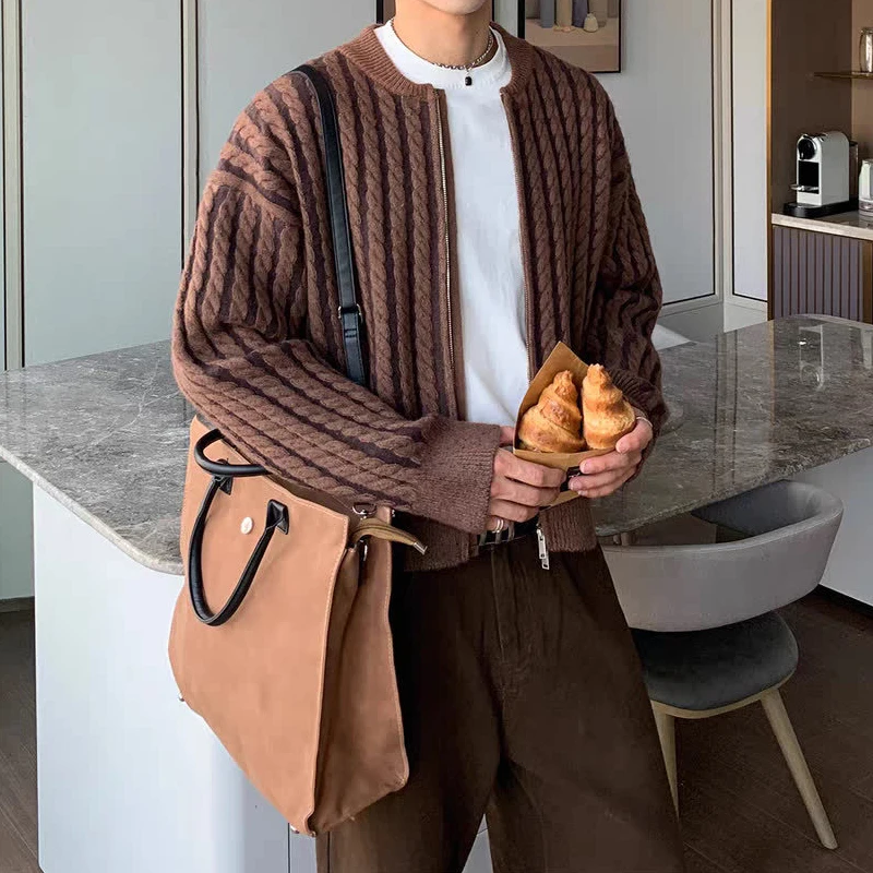 Abrigos de punto de ganchillo torcidos a la moda para hombre, cárdigan de punto ajustado a la moda de otoño, Tops informales para hombre con cuello redondo y cremallera, chaquetas