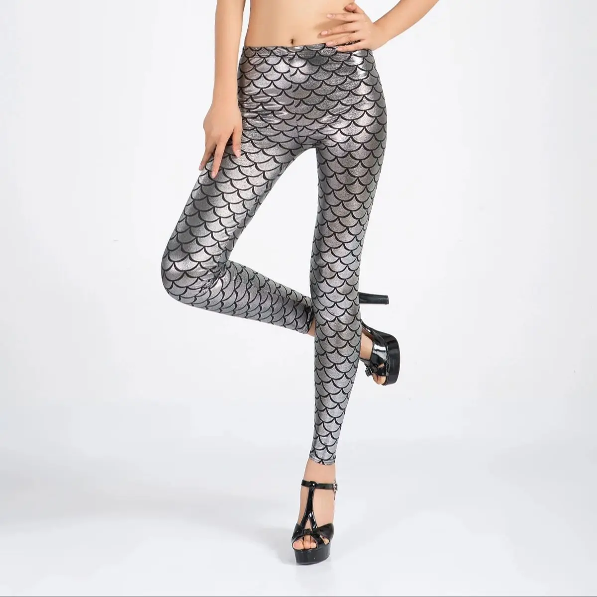 New European And American Silver Fish Scale Leggings High Bounce Slimming Nine-point Pants Sexy Hip Lift Small Foot Pants