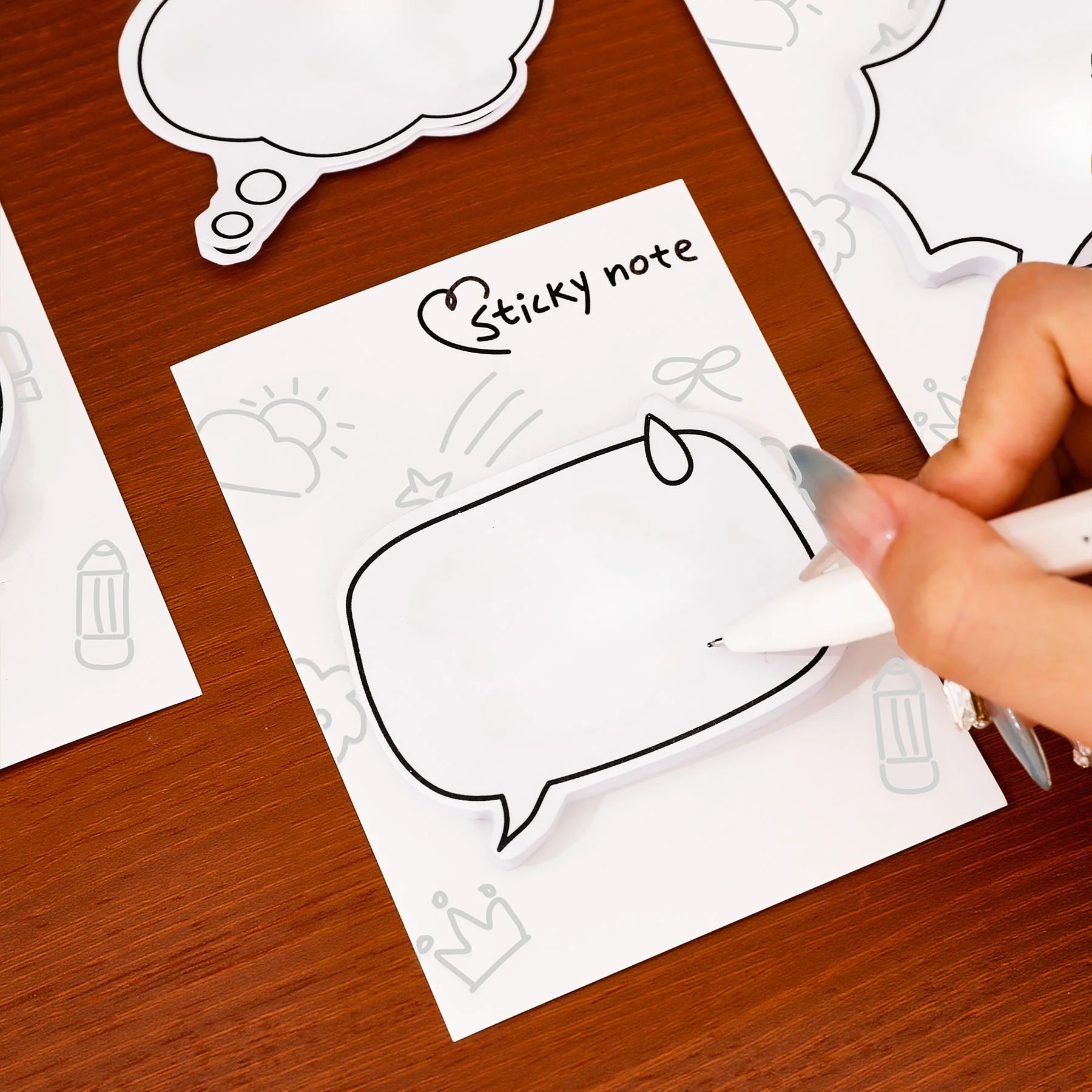 30sheets Student Cute Minimalist Speech Bubble Sticky Notes, High-Aesthetic Removable Paper, Reusable N-Stick Memo Pads Gift