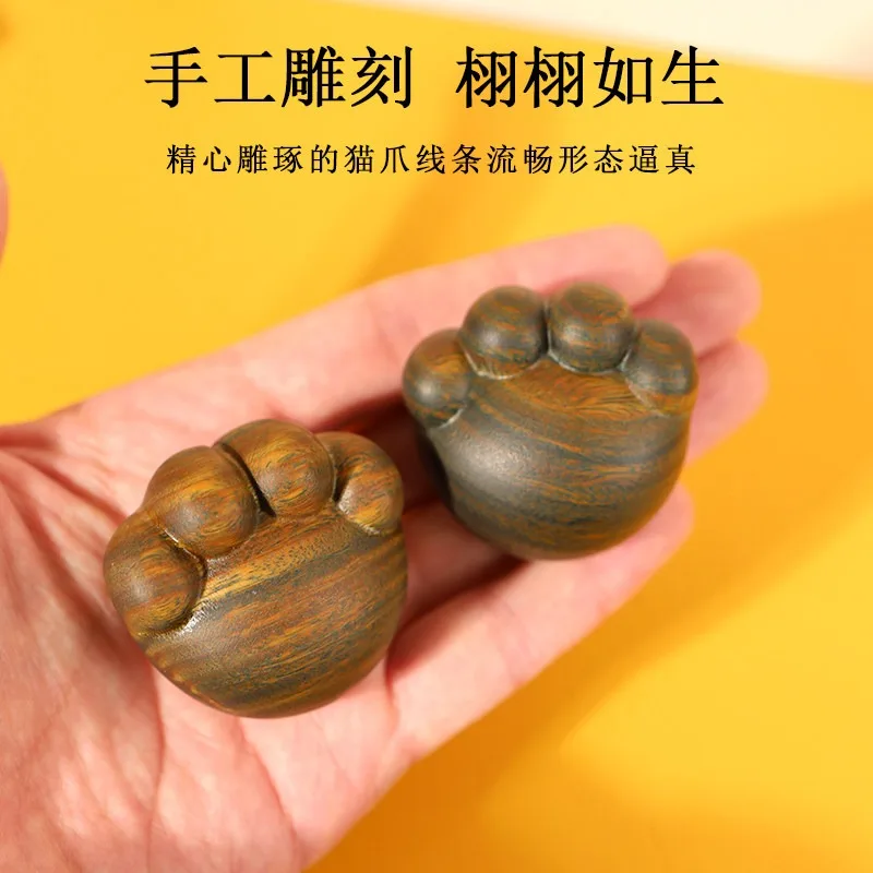 Natural Green Sandalwood Carved Cat Paw Hand Roll Ball Desktop Ornament Solid Wood Unpainted Tea Pet Decorative Play Piece Gift