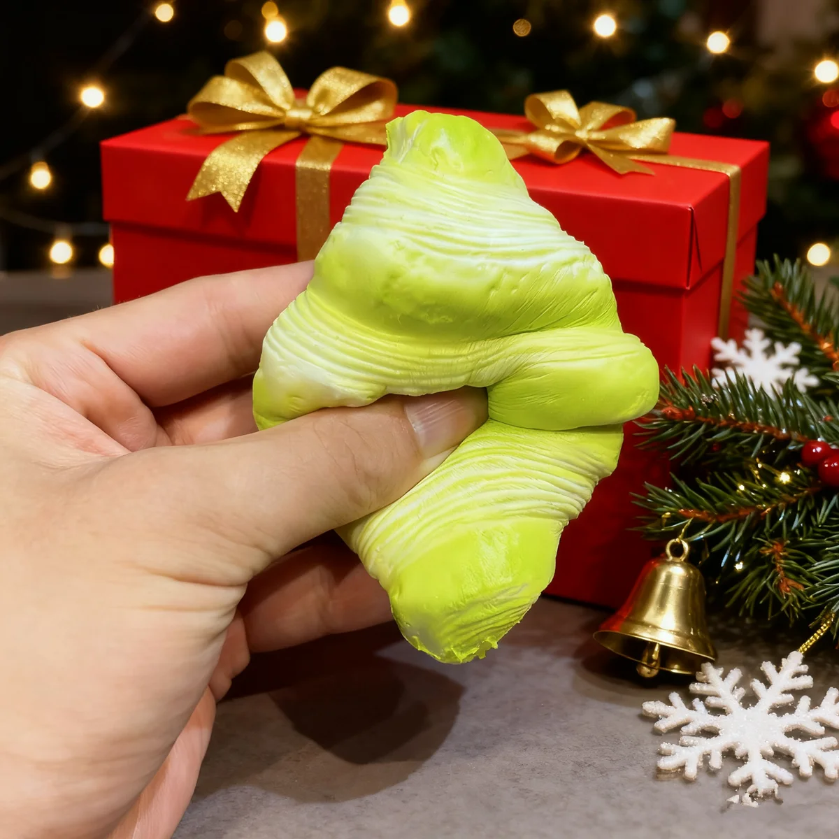 10cm Squishy Croissant Stress Toy, Soft PU Fake Pastry for Stress Relief, Fidget Sensory Toys for Adults, Anti-Anxiety Gadget