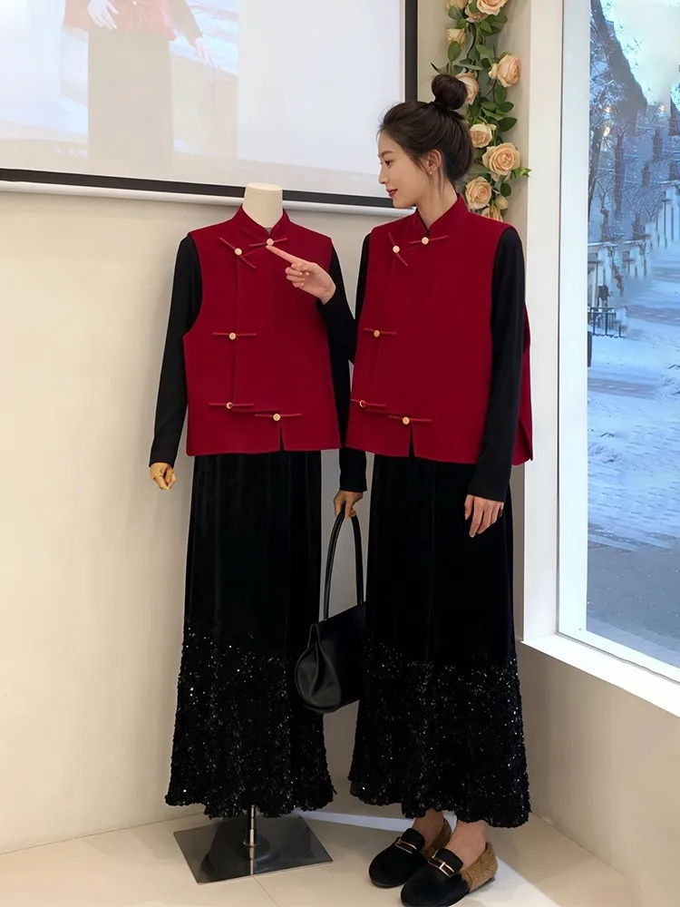 

Новый китайский красный жилет с пуговицами для женщин, зимний, для новогодних мероприятий, с воротником-стойкой, очень популярная новогодняя праздничная одежда