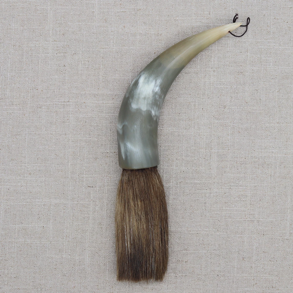 Variant: antique horn 2