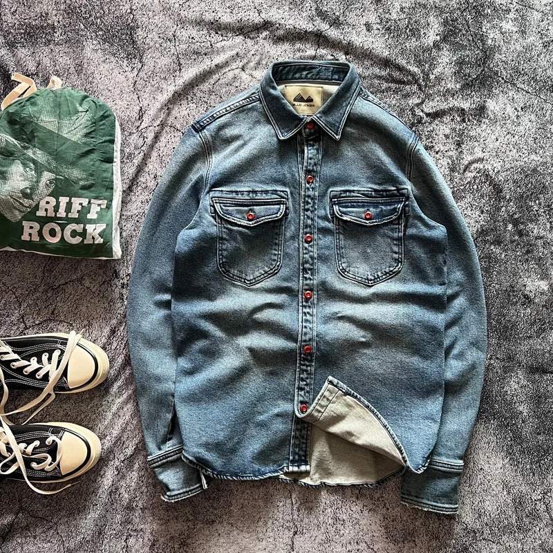 

Thiened Denim irt Pure Cotton Blue Waed Long Sve Men's Outerwear Top Youth Faion Stand Fit Button Detail