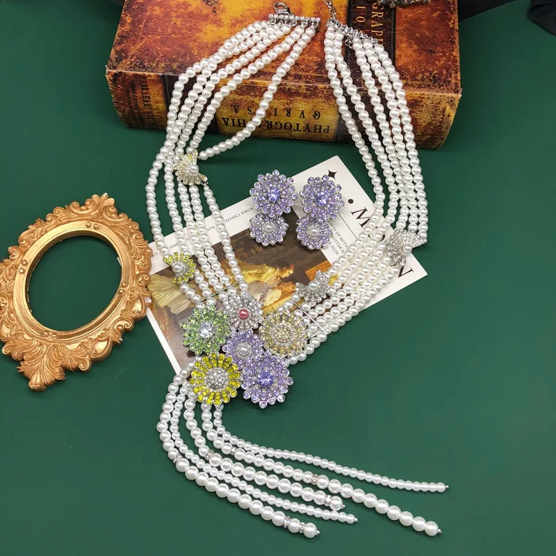 

Роскошное многослойное ожерелье из жемчужных бусин во французском стиле ретро, тяжелая промышленность, циркон, фиолетовый цветок, жемчужное ожерелье, модные женские украшения