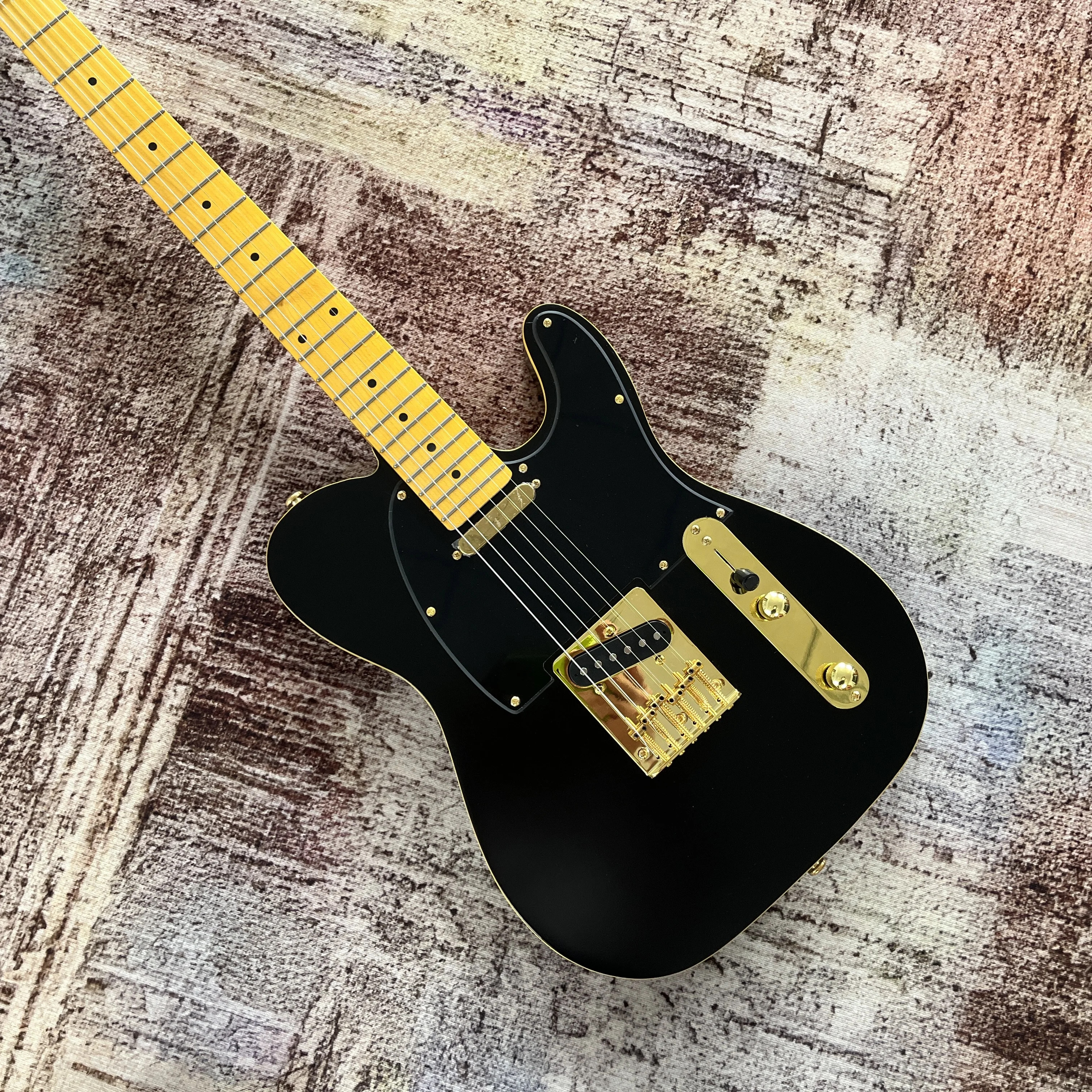 جيتار كهربائي Vicers Matte Finish TL، جسم الزيزفون، التقاطات SS، لوحة فريتس من خشب القيقب، أجهزة ذهبية. شحن مجاني.