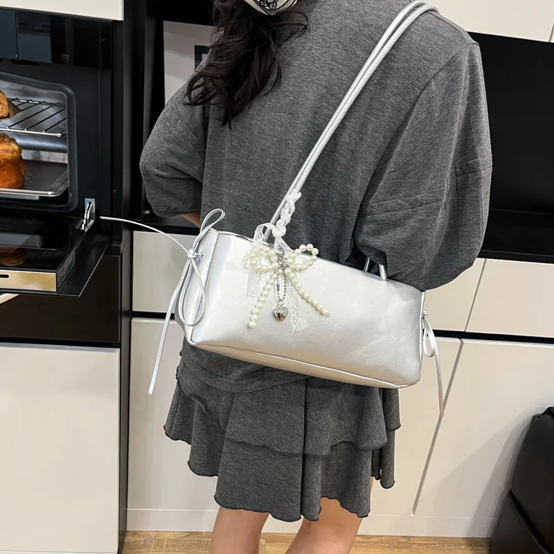 Fashionable Versatile  Knot Bowling Bag Women's 2025 New Silver Single Shoulder Underarm Handbag Stylish All-Match