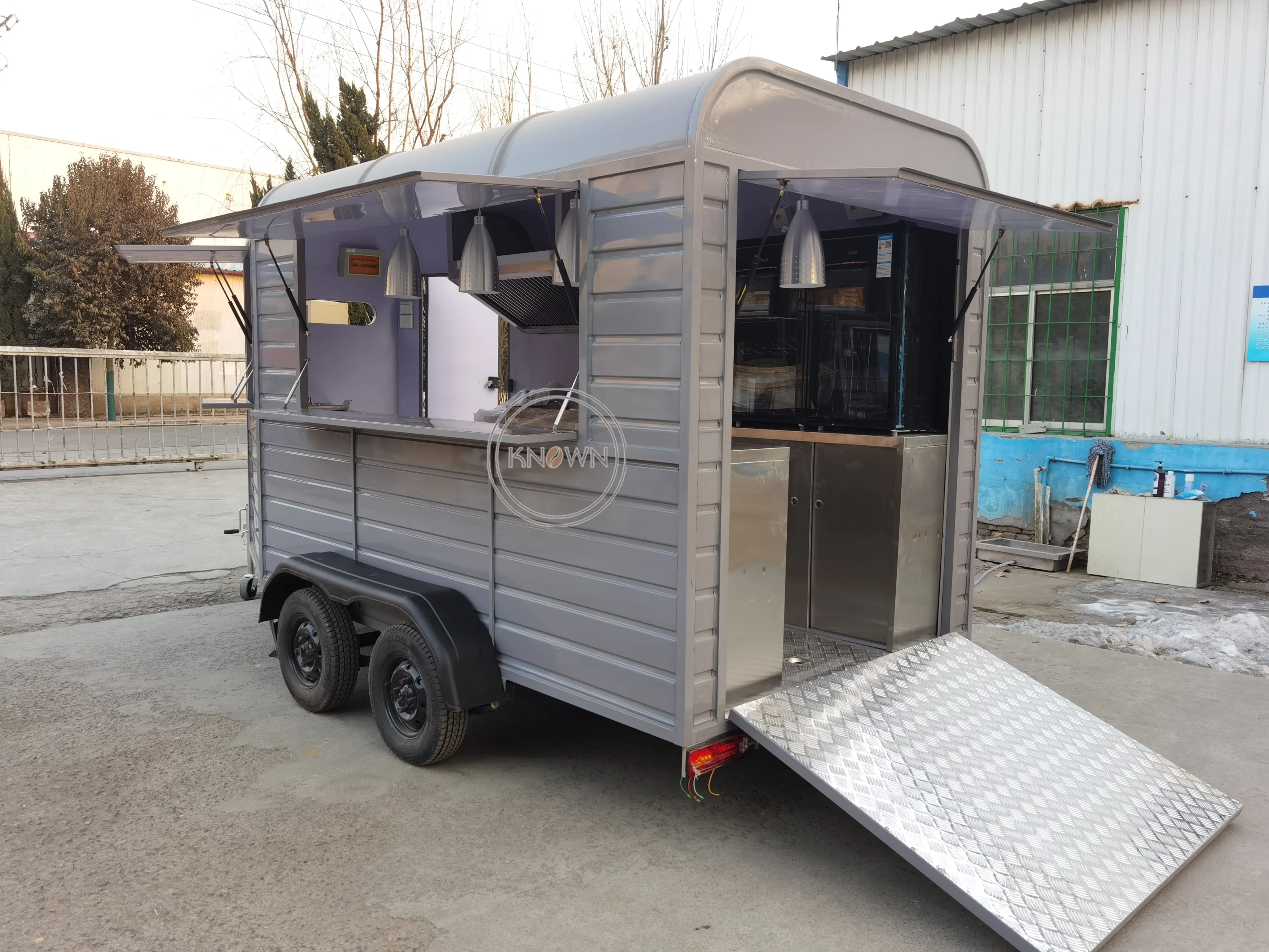 Remorque alimentaire de camp brodée personnalisée, nouvelle rue, extérieur, pizza, hamburger, camion de restauration rapide mobile, usine