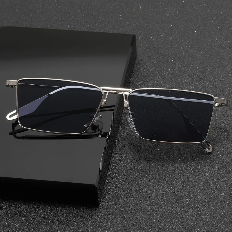 Einfache, modische, trendige Herrenbrille im europäischen und amerikanischen Retro-Hongkong-Trendstil, geeignet für Männer und Frauen – Detail 3