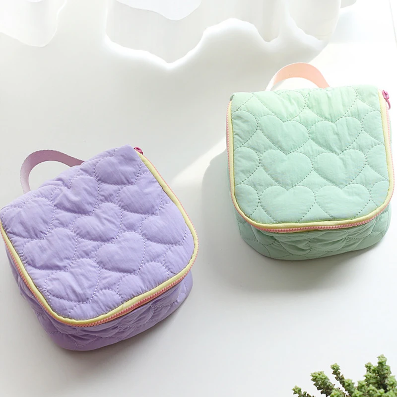 Korean Style Cute Love Cosmetic Bag - Large Capacity Travel Organizer, Water-Resistant Makeup Toiletry Pouch for Women