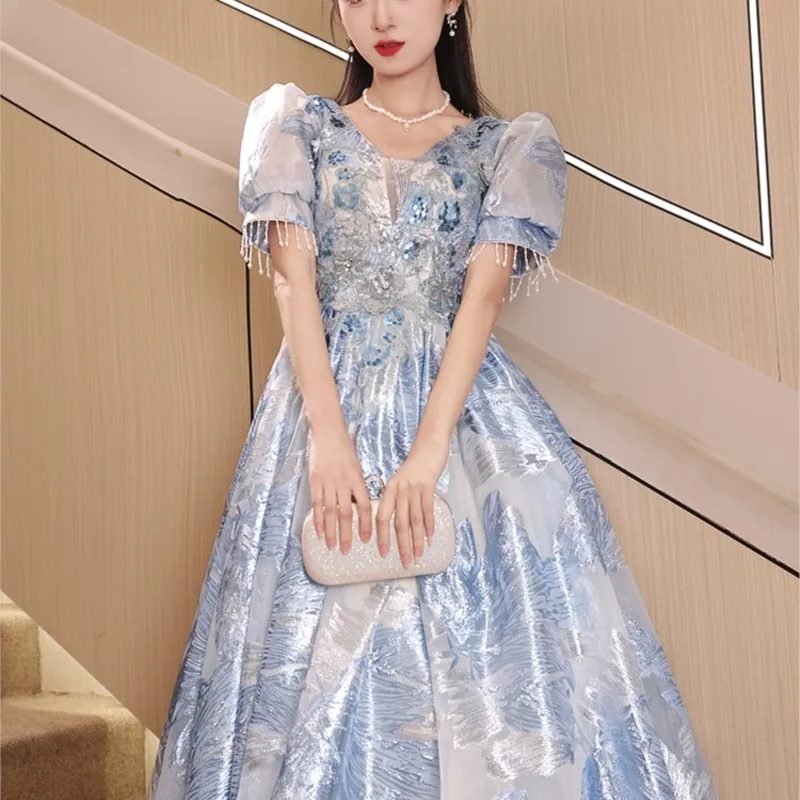 Blue woman new sense light luxury niche banquet Gaoding heavy industry atmospheric dress