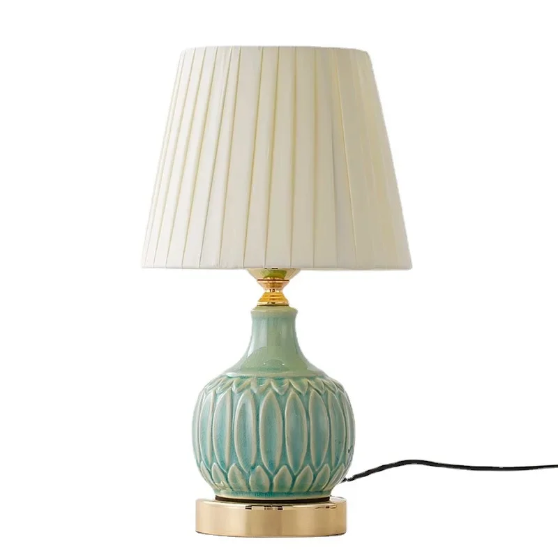 

Ceramic table lamp, bedroom bedside lamp, simple dimming, modern light luxury, warm European Nordic ins lamp