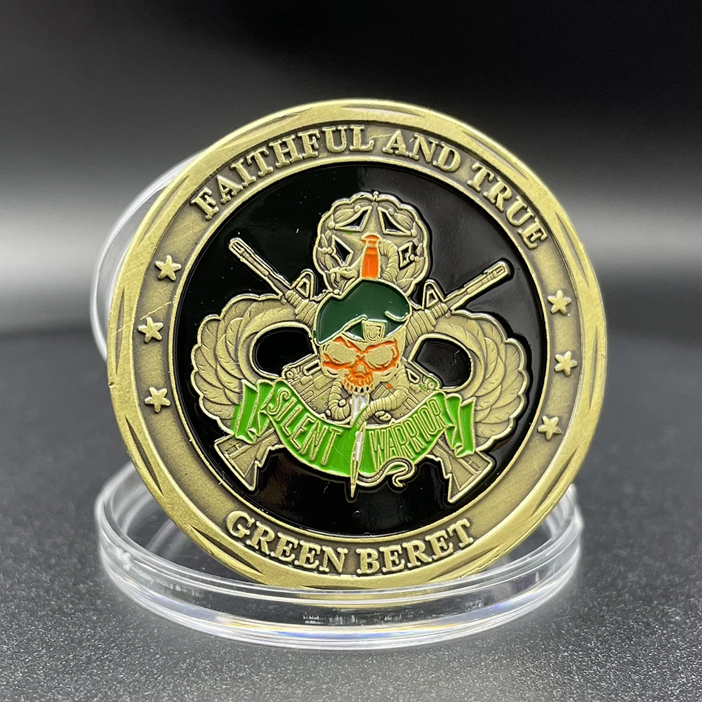 عملة تحدي القوات الخاصة للجيش الأمريكي، قبعة خضراء برونزية، مقتنيات العملات المعدنية DE OPPRESSO LIBER، ميدالية تذكارية في الكبسولة