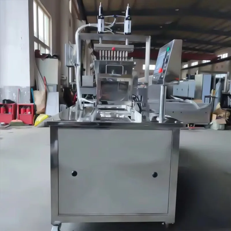 Small Candy Making Machine Hard Gummy Bear Jelly Depositing Line