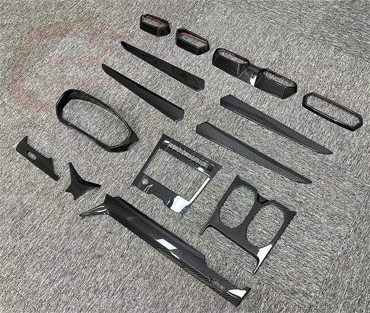 OEM Style Dry Carbon Fiber Interior Central Control Panel air Conditioning Vents Instrument Panel Trim for Lamborghini URUS