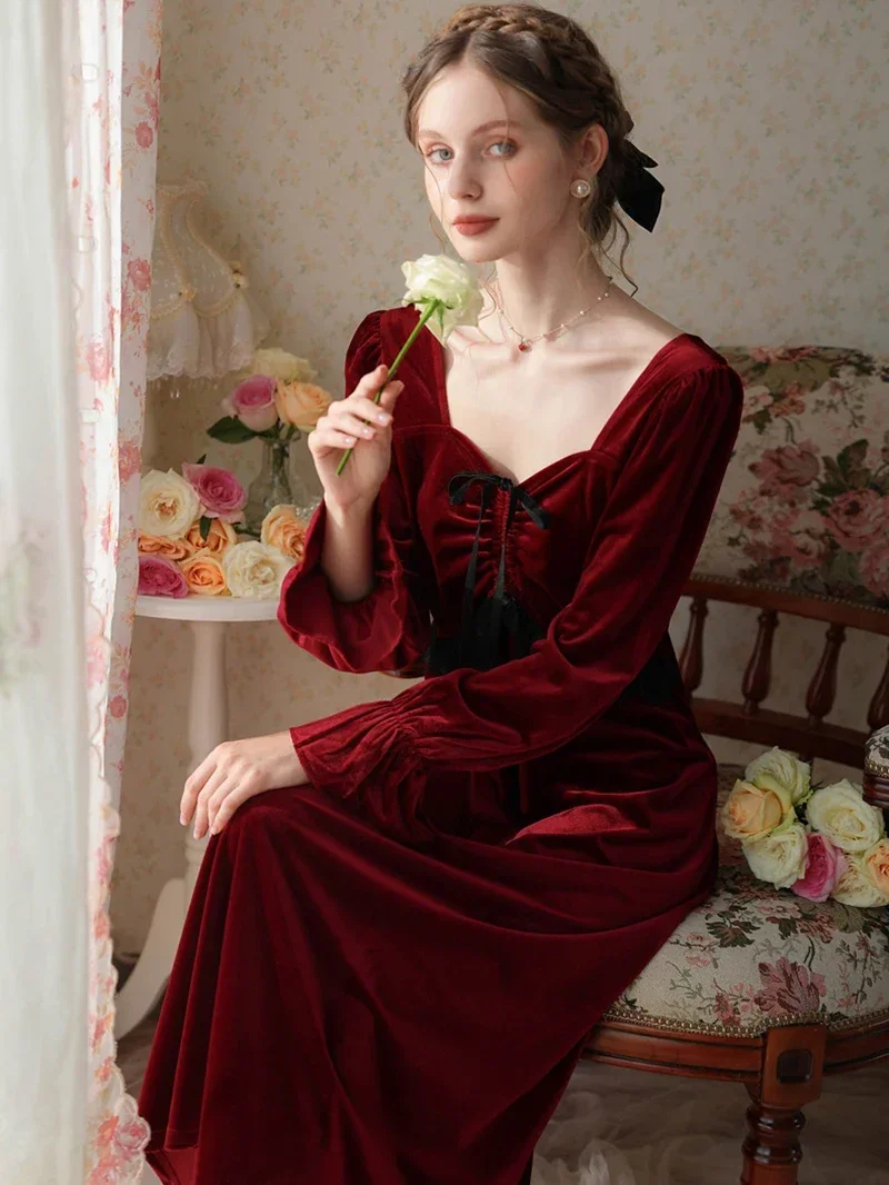 Women Winter Elegant Velour Robe Vintage Nightgown Thick Long Backless Night Dress Victorian Pleuche Velvet Nightwear Sleepwear