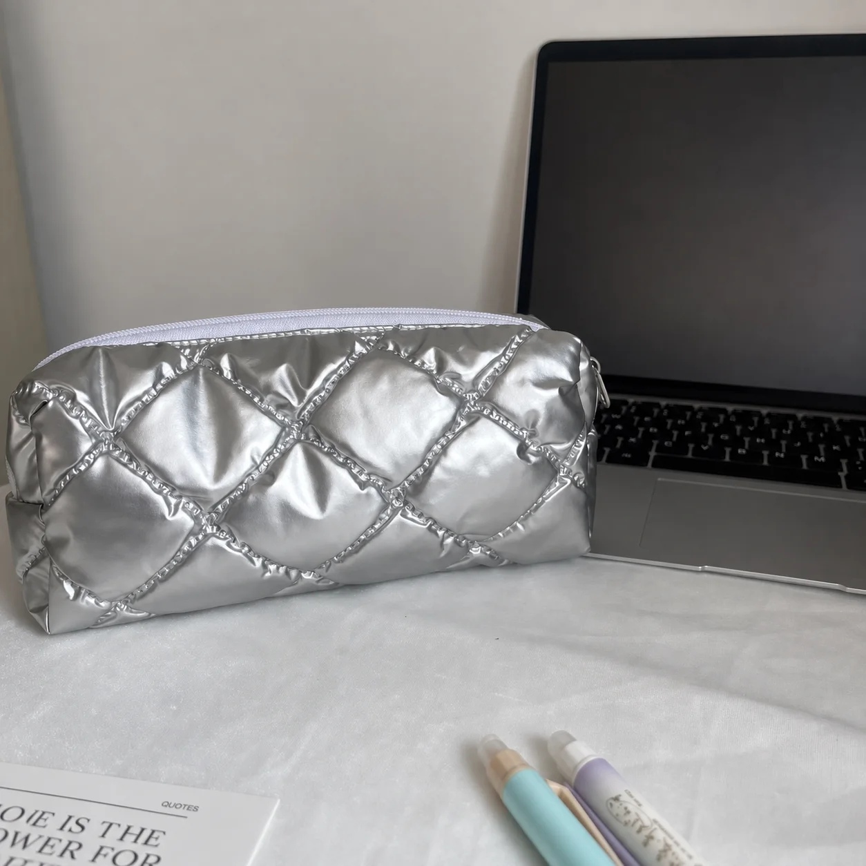 Portable Stationery Bag Lightweight Quilted Pencil Bag School Stationery Storage Bag Multiple Colors For Desk Small Item Storage