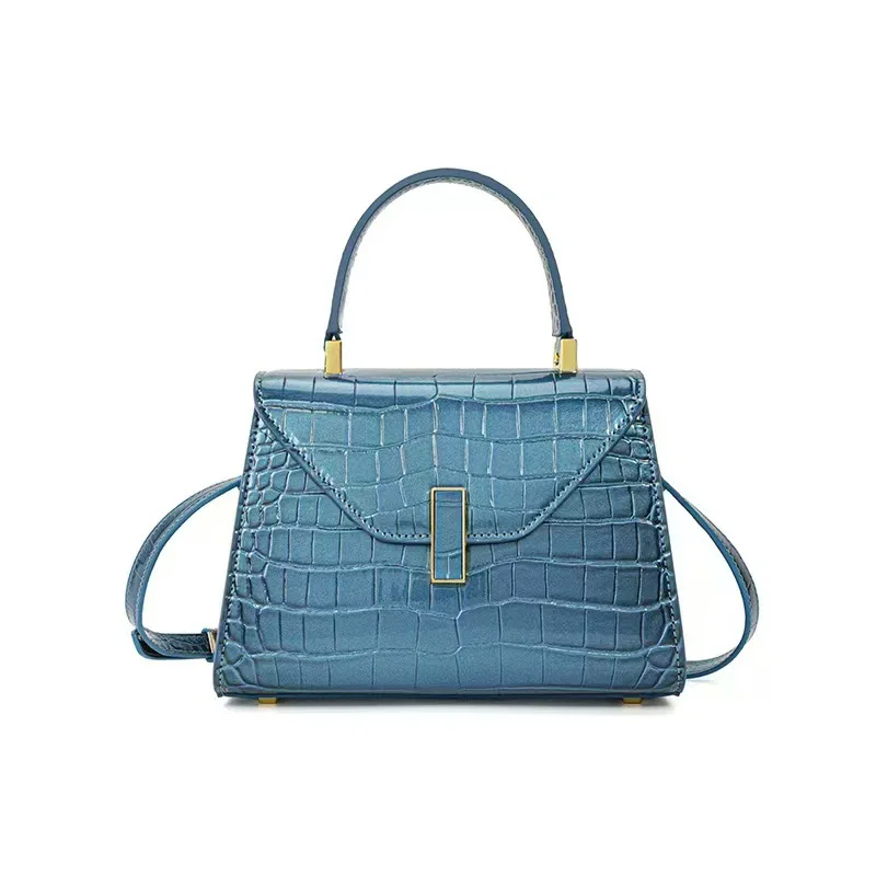

Elegant Simple Designer Tote Diaper Bag For Women Luxury Leather Large Capacity Stylish Crossbody Handbag For Minimalist Moms