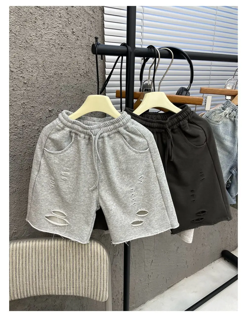 2025 Summer Children\'s New Korean Style Elastic Waisted Ripped Pants Handsome Boys\' Versatile Loose Wide Leg Pant Shorts