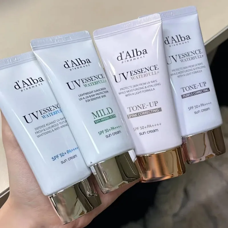 Protector Solar d'Alba Purple UV Essence Waterfull, Crema Solar 50mL SPF50+ PA++++, Hidratante, Suave, Nutritiva y Refrescante para el Cuidado de la Piel