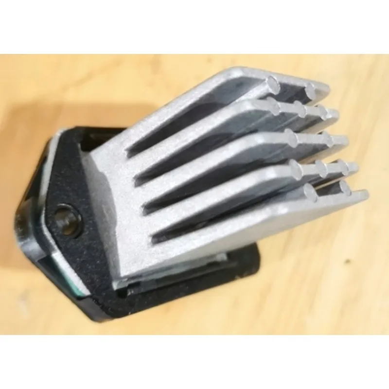 8107200-F00 1pc Warm Air Resistance Speed Control Module for Great Wall Safe