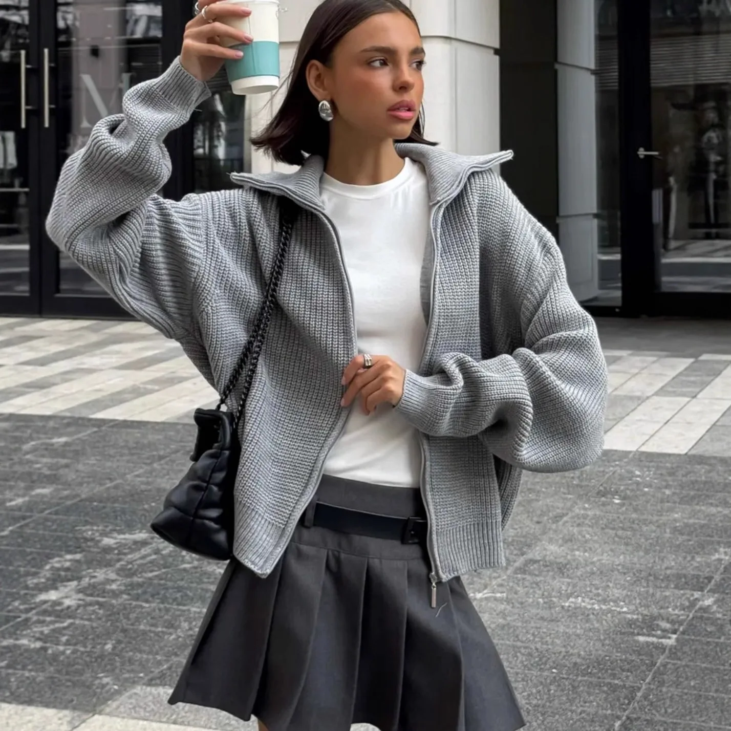 

FW25 Женский серый вязаный кардиган на молнии спереди, однотонный, минималистичный, универсальная верхняя одежда в ленивом стиле