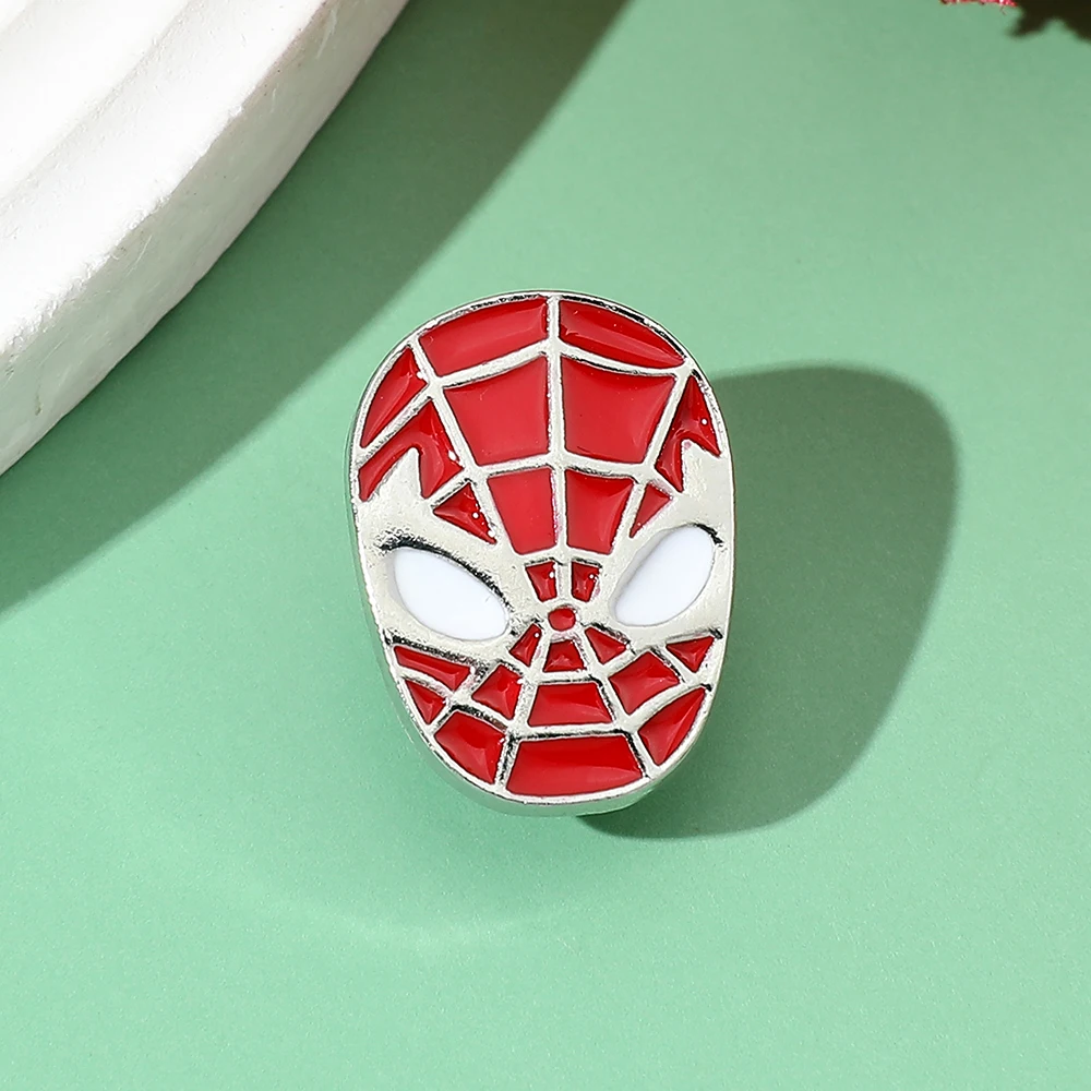 

Marvel Movie Superhero Spiderman Brooch Spider Man Avatar Metal Badge Pins for Shirt Lapel Pins Accessories Handbag Pins