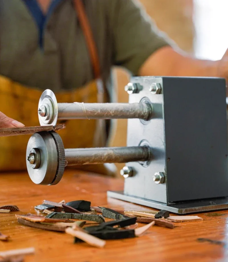 Sole Cutting Machine Handmade  Cutting And Trimming Various Materials Of Leather And Rubber