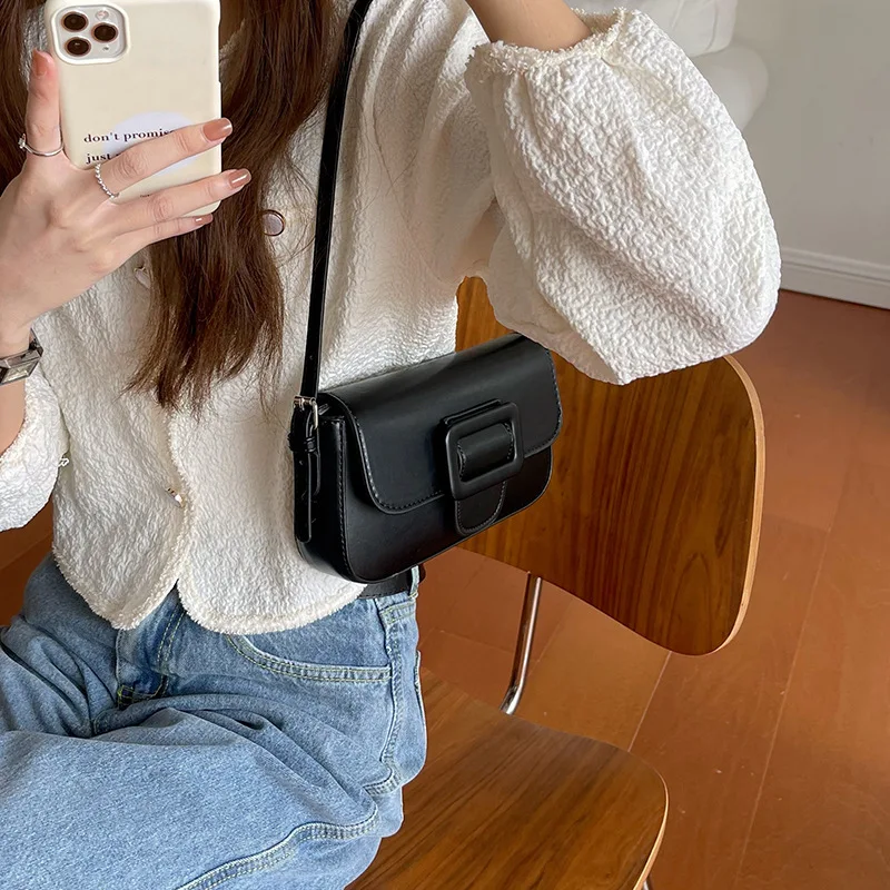 TRSYPHXM 2024 new niche design trend white bag retro single shoulder underarm bag minimalist bag