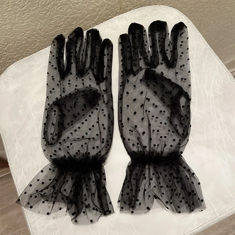 Ladies Polka Dot Gloves Romantic Lace Gloves Fashion Women Short Tulle Stretchy Lotus Leaf Sheers Flexible Gloves Full Finger